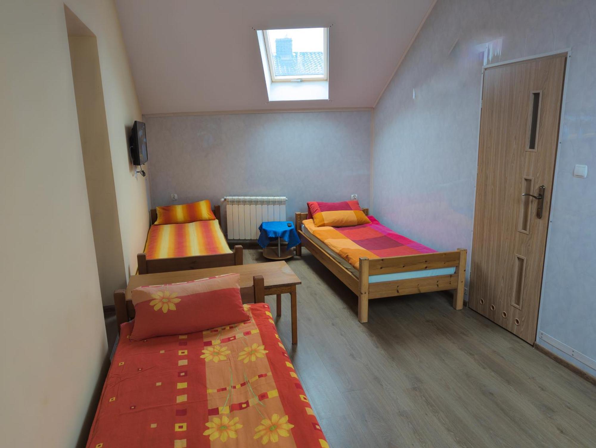 Pokoje Goscinne "U Karola" Pracownicze Ścinawa Exterior photo